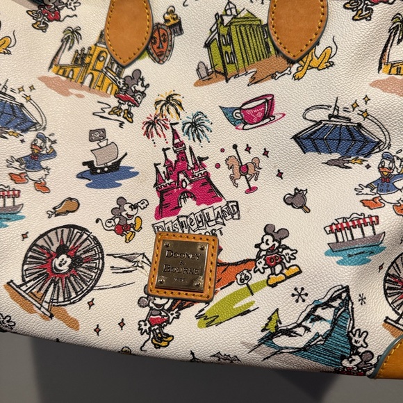 Dooney & Bourke Disneyana Disney Disneyland White Leather Full Size Bag Purse - Picture 2 of 12